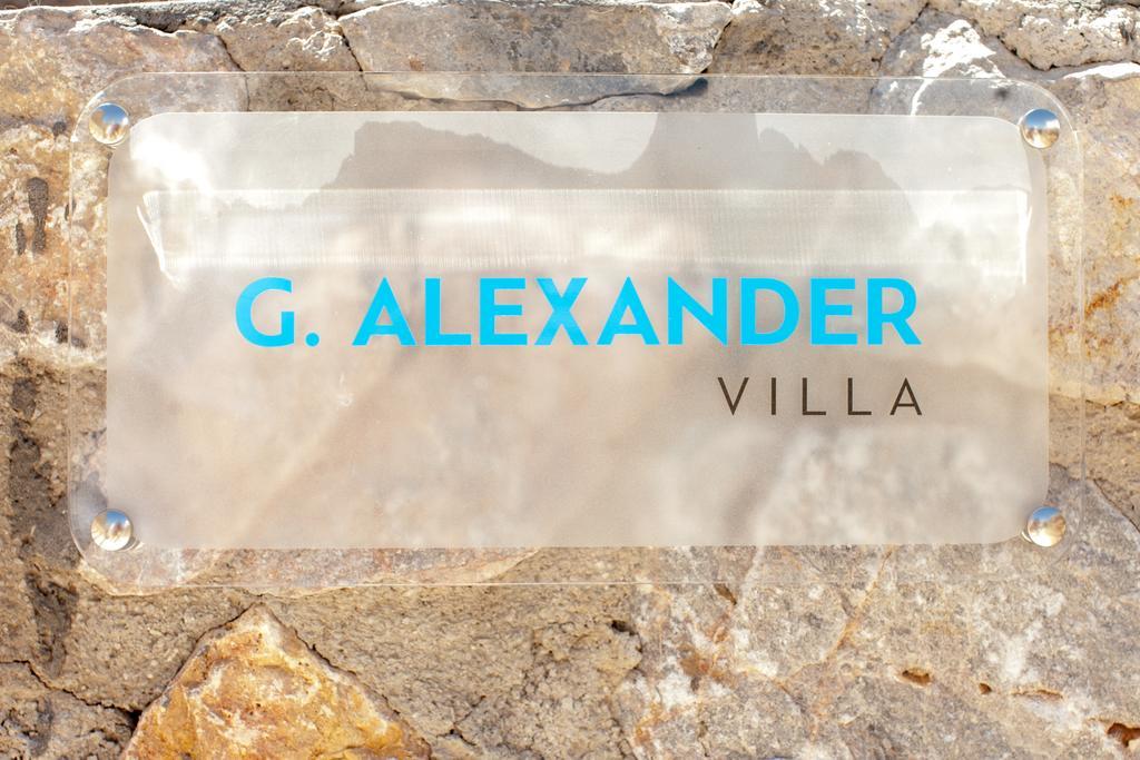 Adelante 88 Villas Akrotírion エクステリア 写真