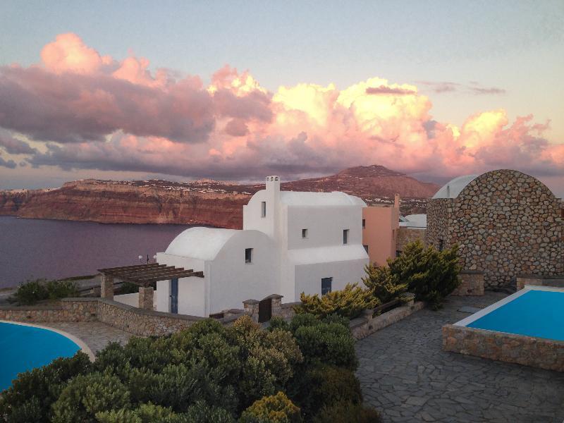 Adelante 88 Villas Akrotírion エクステリア 写真